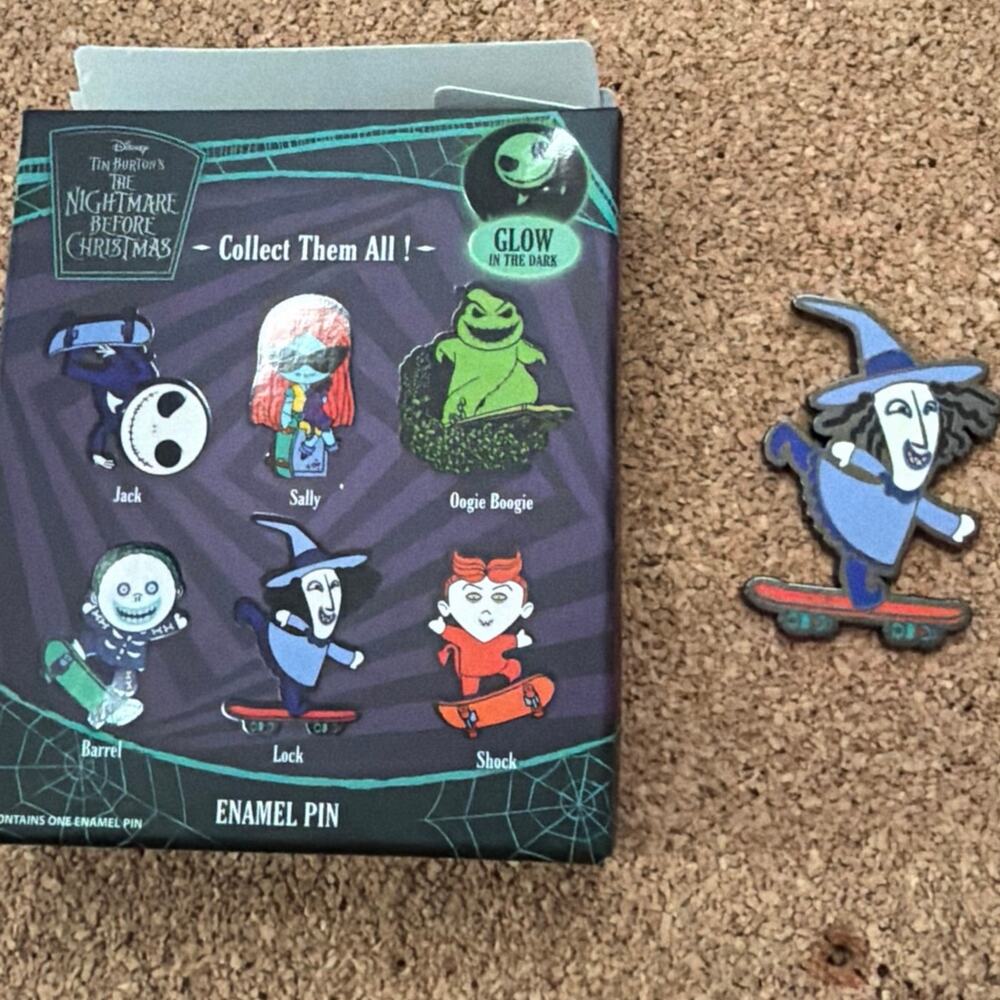 Shock Nightmare Before Christmas Skateboard GITD Opened blind Box PIN